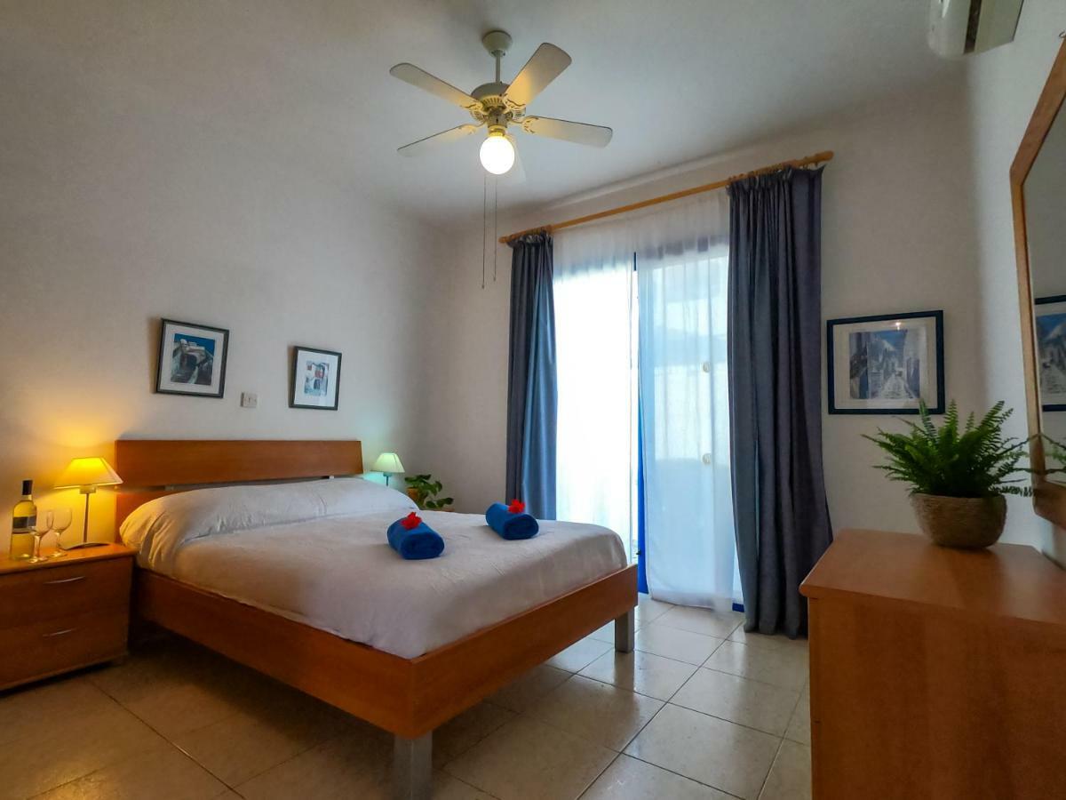 Ron'S Pergola Apartment Пафос Екстер'єр фото