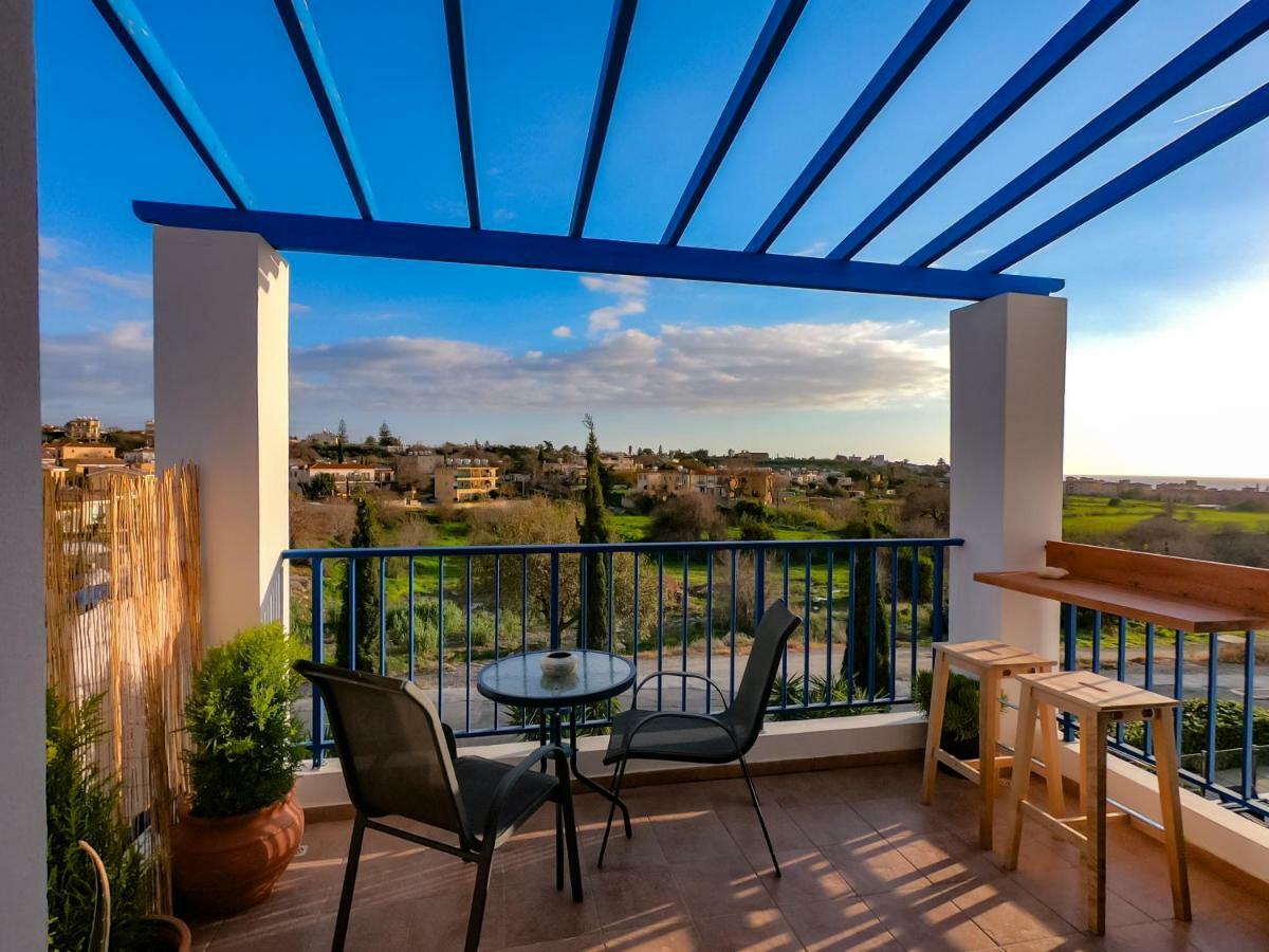 Ron'S Pergola Apartment Пафос Екстер'єр фото